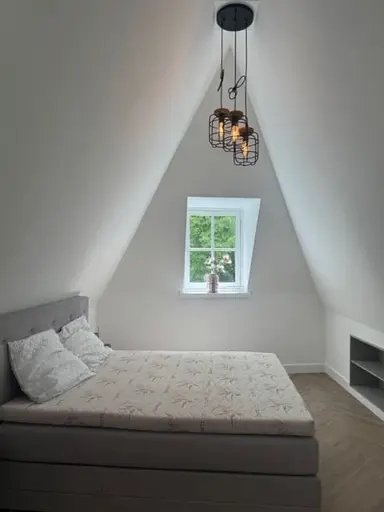 83m2 apartment to rent for 2350€/month in Markt 54, Vlaardingen