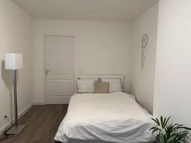 14m2 room to rent for 950€/month in Hoogstraat, Schiedam