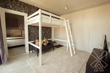 studio di 28m2 in affitto a 1425€/mese a Valkenboslaan, The Hague