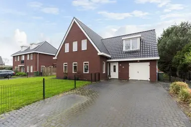 house di 229m2 in affitto a 3950€/mese a Heilaarstraat 1557, Breda