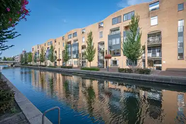 114m2 apartment to rent for 1950€/month in Olstgracht 43, Almere