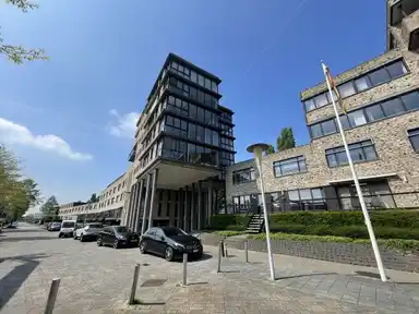 apartment de 105m2 à louer pour 1495€/mois à Bultkroos, Zwolle