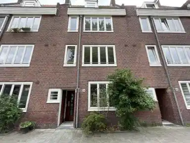 171m2 house te huur voor 2650€/maand in Ceramplein 70, Amsterdam