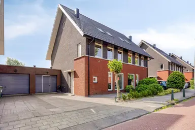 house de 179m2 à louer pour 3800€/mois à Socrateslaan 35, The Hague