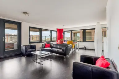 apartment de 102m2 à louer pour 2999€/mois à Doctor Lelykade 208, The Hague