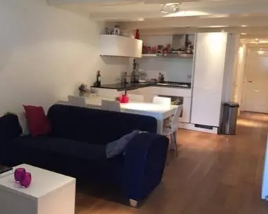 11m2 room te huur voor 750€/maand in Prins Hendrikkade, Amsterdam