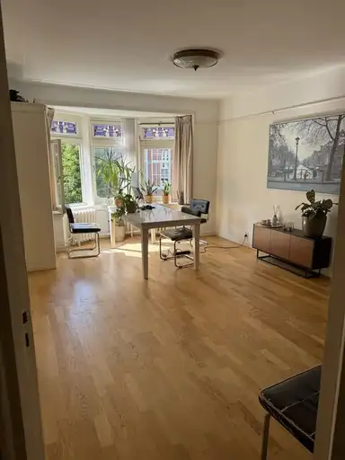 25m2 room te huur voor 1600€/maand in Ruysdaelstraat, Amsterdam