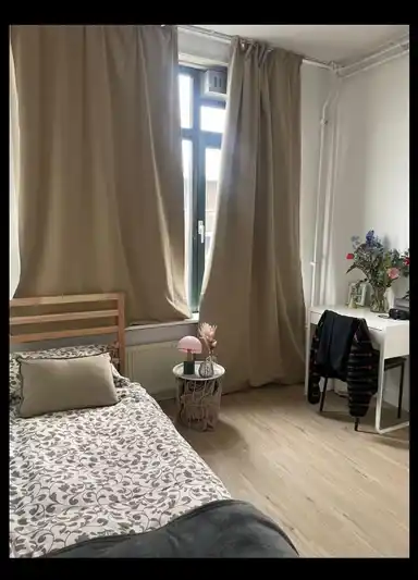 94m2 room te huur voor 760€/maand in Walenburgerweg, Rotterdam