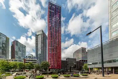 100m2 room zu vermieten für 1195€/Monat in Wijnbrugstraat, Rotterdam