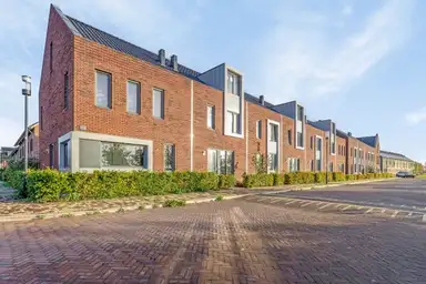 house 126τ.μ. προς ενοικίαση για 1955€/μήνα στην περιοχή Alfred Hitchcockstraat, Ressen