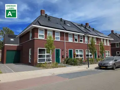 100m2 house to rent for 2250€/month in De Weide 28, Zwaagdijk-Oost