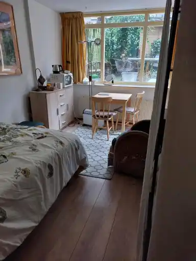 16m2 room zu vermieten für 400€/Monat in Zoutkeetsgracht, Amsterdam