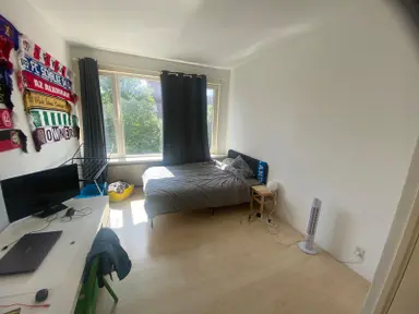 16m2 room te huur voor 640€/maand in Goeverneurlaan, The Hague