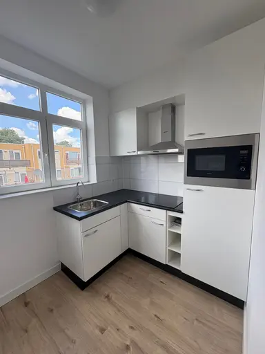apartment di 106m2 in affitto a 1850€/mese a Mijnsherenlaan 103B, Rotterdam