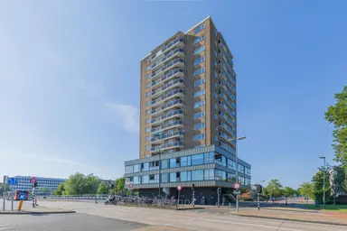 95m2 apartment to rent for 2360€/month in Edward Jennerstraat 328E, Haarlem