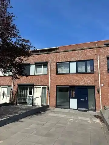 113m2 house to rent for 1700€/month in F. Bordewijkhof, Arnhem