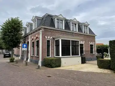 130m2 apartment to rent for 2495€/month in Voorstraat, Noordwijk