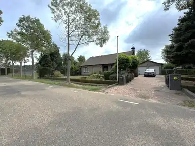 house de 182m2 à louer pour 1950€/mois à Overveldsestraat 28, Prinsenbeek