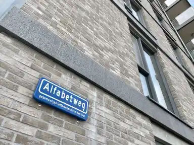 85m2 apartment to rent for 1715€/month in Alfabetweg 1, Leiden