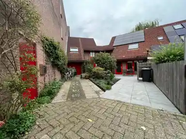 168m2 house to rent for 2150€/month in Barmsijs 10, Nieuwegein