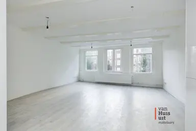 60m2 apartment te huur voor 2050€/maand in Nieuwezijds Voorburgwal, Amsterdam