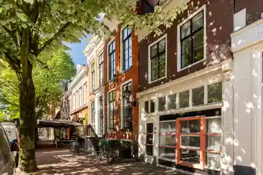 90m2 apartment to rent for 1150€/month in Tweebaksmarkt 34, Leeuwarden