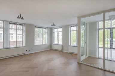 apartment di 111m2 in affitto a 2950€/mese a Burgemeester Marijnenlaan 28, The Hague
