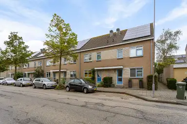 house de 118m2 à louer pour 1665€/mois à Amnesty Internationalweg 28, Haarlem