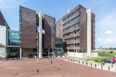 43m2 apartment to rent for 893€/month in Zuidpoolsingel 69, Alphen aan den Rijn