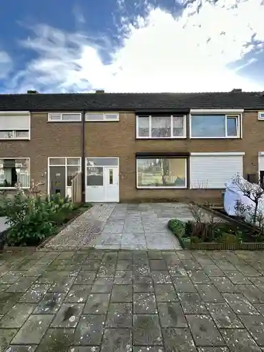 120m2 house to rent for 1495€/month in Beethovenhof, Terneuzen
