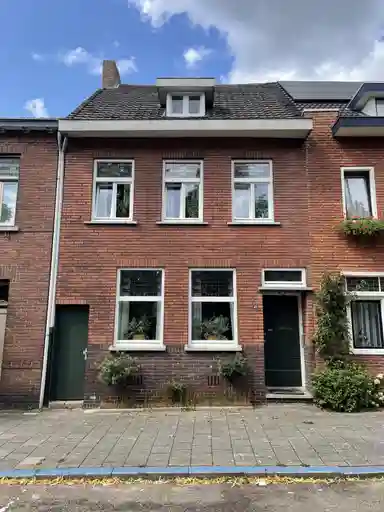 125m2 house zu vermieten für 1650€/Monat in Hogeschoorweg 49, Venlo