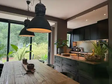 house di 115m2 in affitto a 2750€/mese a Zestienhovensekade 197, Rotterdam