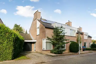 house di 118m2 in affitto a 1375€/mese a Neverslaan 9, Eindhoven