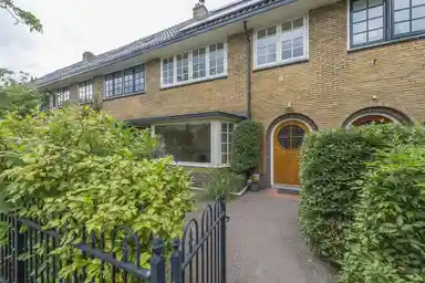 148m2 house to rent for 3350€/month in Hindelaan 18, Hilversum