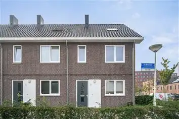125m2 house te huur voor 2095€/maand in Du Meelaan 10, Zoetermeer