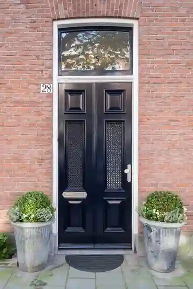 235m2 house te huur voor 4450€/maand in Soendastraat 28, The Hague
