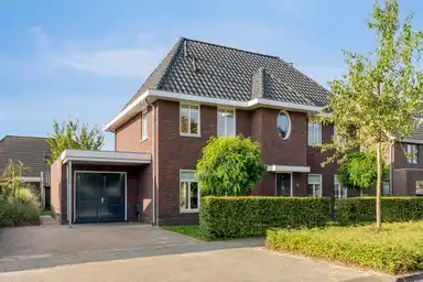 220m2 house te huur voor 3000€/maand in Stittelerweg, Schalkhaar