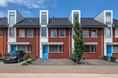 129m2 house to rent for 2590€/month in Staatsspoor 1, Arnhem
