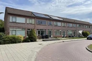 102m2 house to rent for 815.27€/month in Teding van Berkhoutstraat 30, Kampen