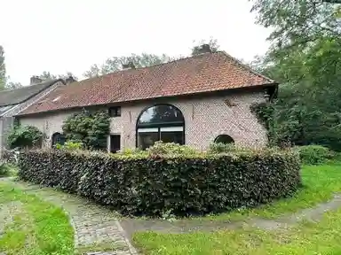 142m2 house to rent for 2500€/month in Kasteellaan 5, Heusden