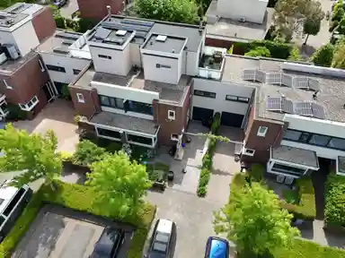 172m2 house to rent for 3250€/month in Aldo van Eycklaan 118, Oegstgeest