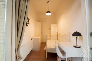 room de 8m2 à louer pour 625€/mois à Goeverneurlaan, The Hague