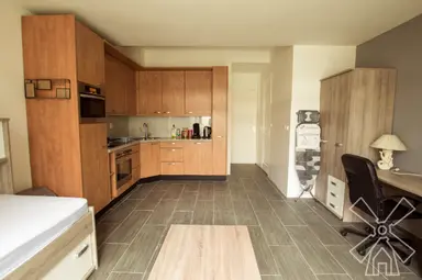 35m2 room to rent for 1100€/month in Lidewijdestraat, The Hague