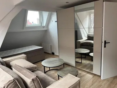 20m2 studio to rent for 1100€/month in Mathenesserweg, Rotterdam
