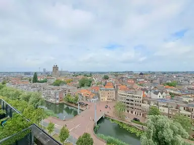 111m2 apartment to rent for 2950€/month in Spuiboulevard, Dordrecht