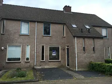 house de 98m2 à louer pour 1230€/mois à Kamille 21, Udenhout
