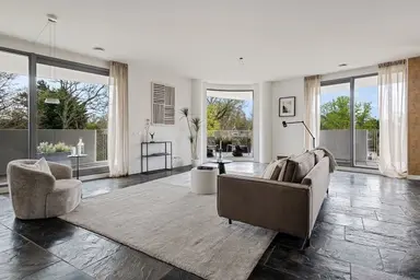 170m2 apartment to rent for 6500€/month in Koninginneweg, Bergen
