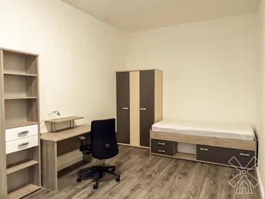 room de 15m2 à louer pour 775€/mois à Vinkensteynstraat, The Hague