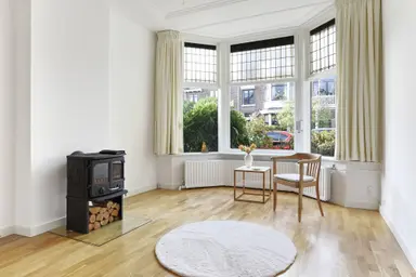 house di 130m2 in affitto a 2995€/mese a Thomas Schwenckestraat 19, The Hague