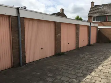 101m2 house te huur voor 225€/maand in Klaroenstraat, Rijswijk